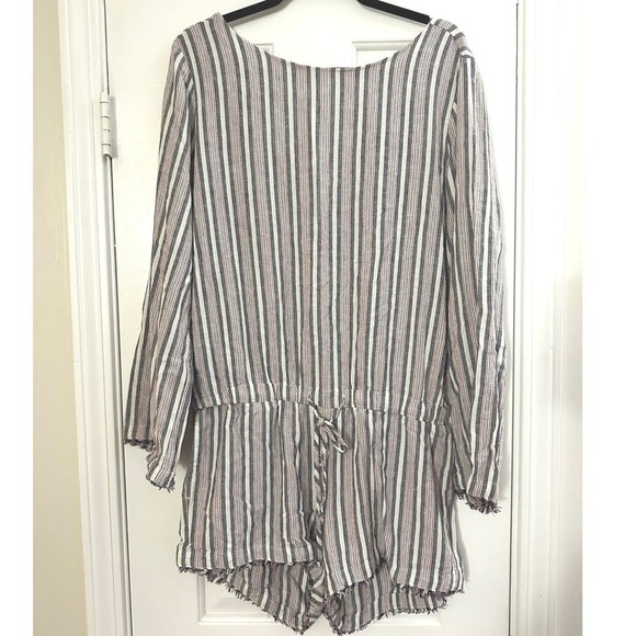 Cloth & Stone Anthropologie Bella Dahl Button Striped Linen Romper Medium - Picture 3 of 6